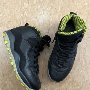 Nike Air Jordan 10 Authentic Retro Venom Green Black Sneakers size 7.5